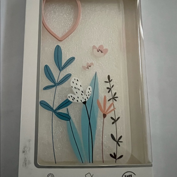 Leaves design apple IPhone 11 Case - Picture 3 of 3